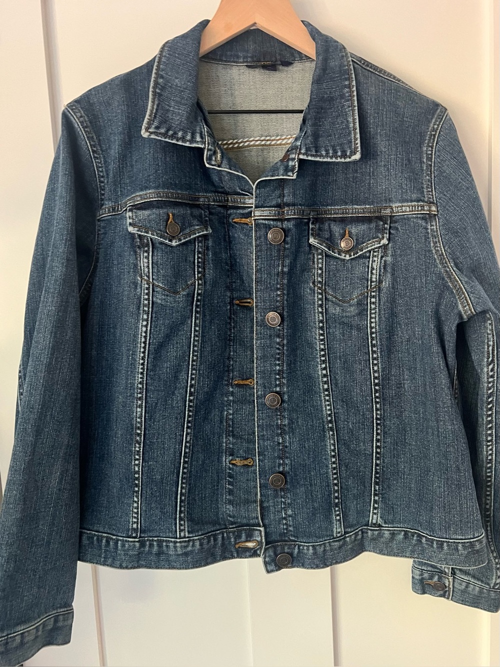 Lands’ End Women’s XL Denim Trucker Jacket Indigo Blue Classic Jean Jacket